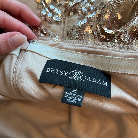 Gold dress!! Worn once - Picture 3 of 4